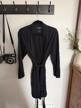 Brooklinen Black Lightweight Tie-Waist Robe